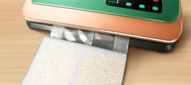 Fully automatic vacuum sealing machine 5-10 kg rice bags