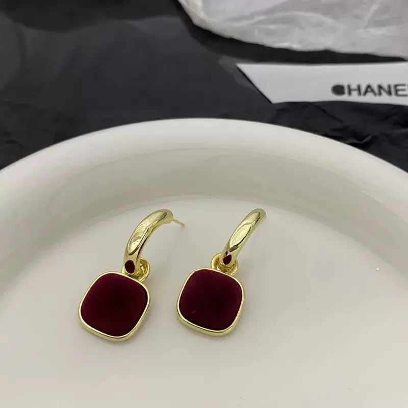 Kırmızı damla sırı inci küpe, vintage tasarım