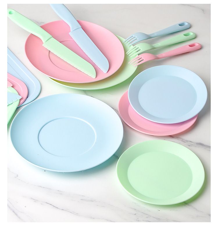 Children's safety knife and cutting board set, plastic educational kit