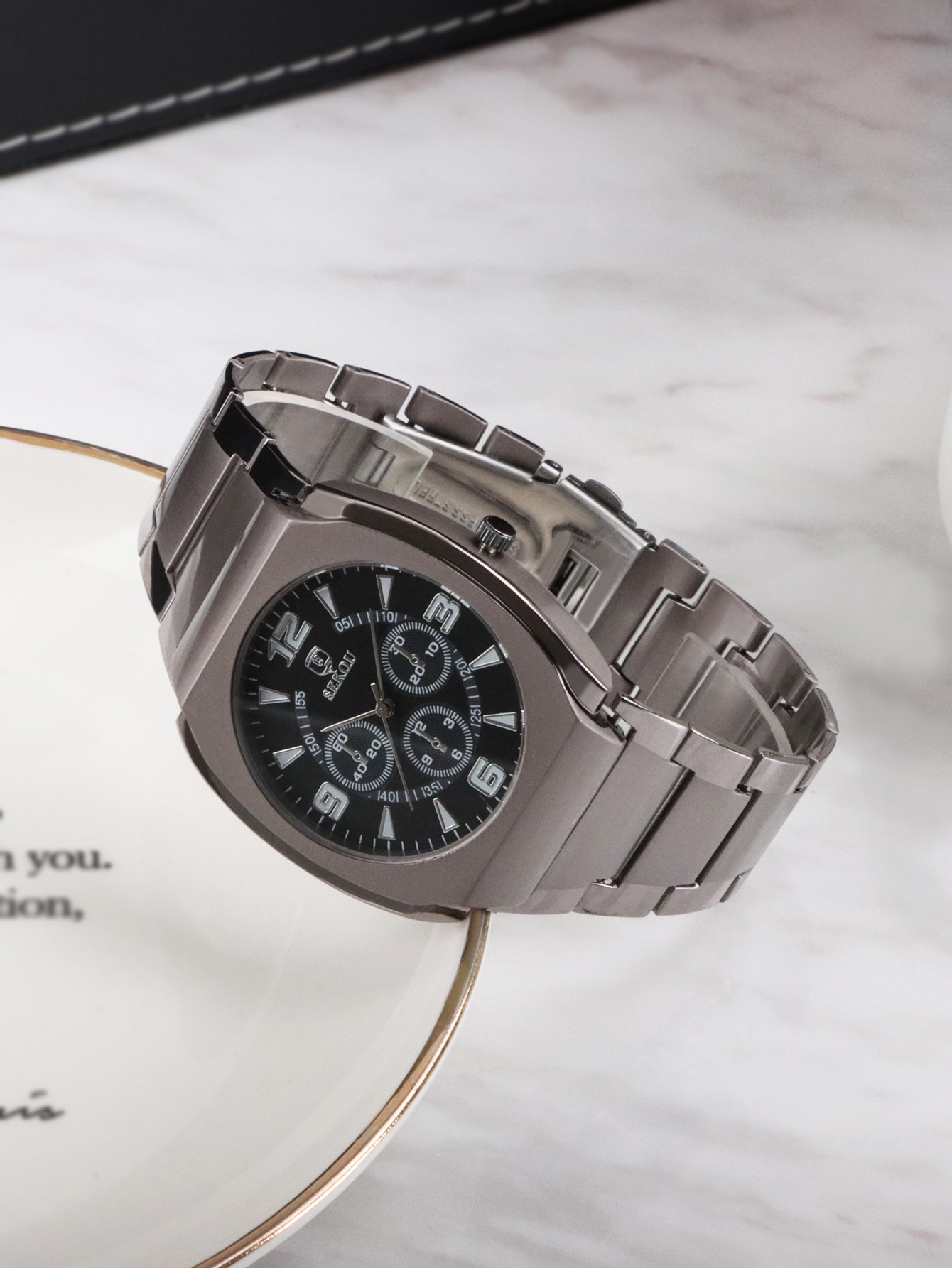 Quartz men's and women's wristwatch 2715, alloy