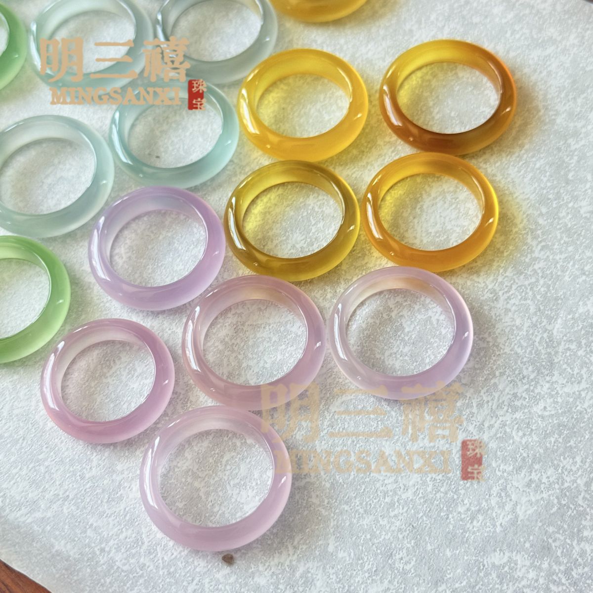 天然高冰马料白玉髓戒圈香槟金玛瑙戒指冰透粉玉石指环天空蓝戒指