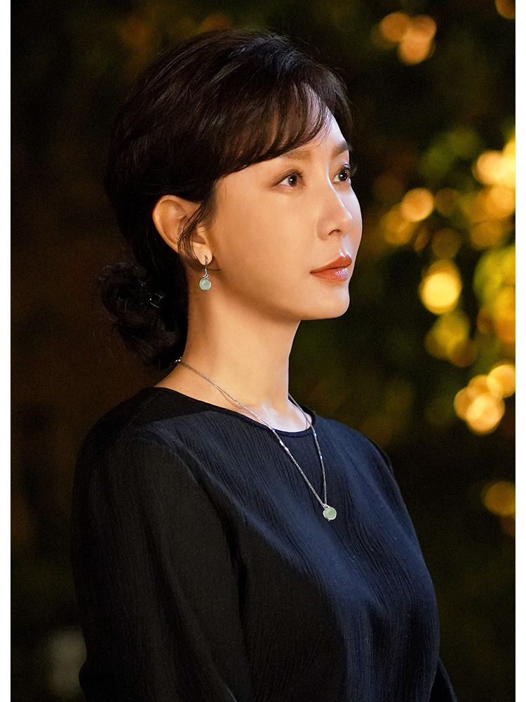 Klassische Jade-Ohrringe, chinesischer eleganter Stil