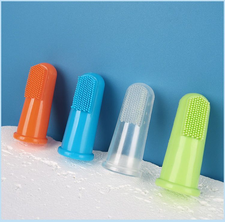 Pet finger toothbrush for dogs and cats oral cleaning