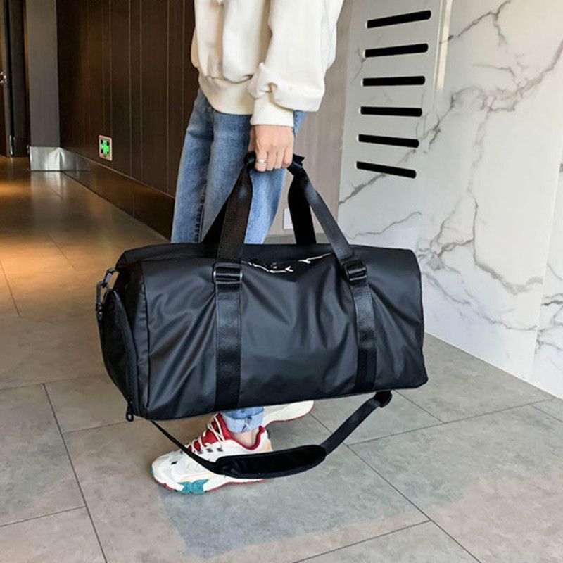 Sports backpack waterproof with dry-wet separation compartment
