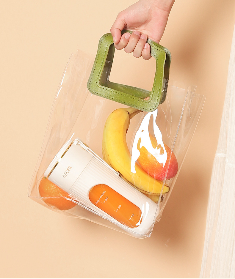 Portable mini electric fruit juicer and smoothie blender