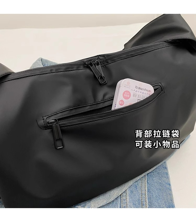 Waterproof sports bag, large capacity