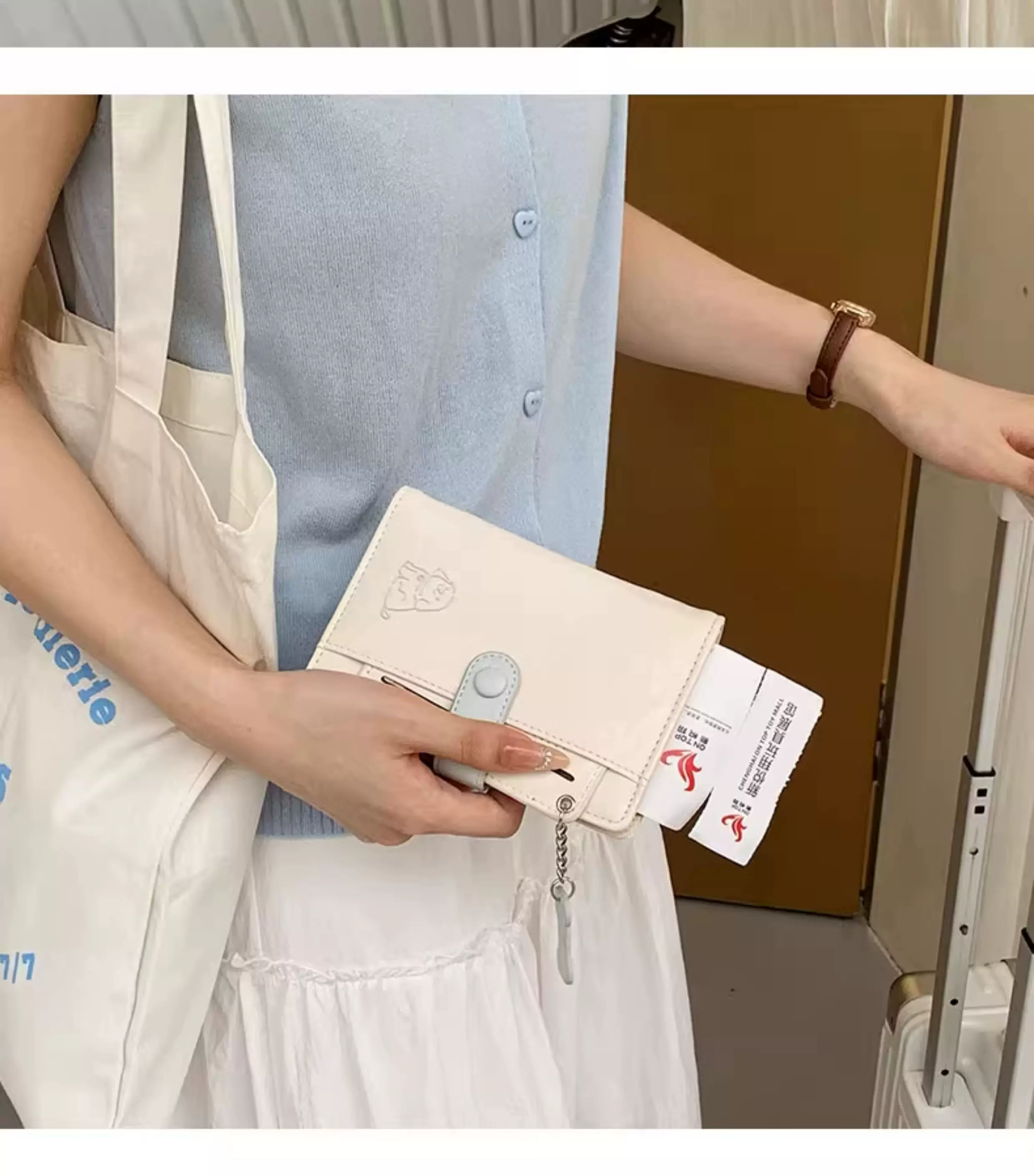Koreanischer Hundepass-Halter für Reisedokumente