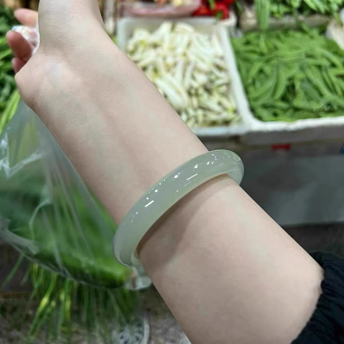 Hetian-Jade-Armband, Xinjiang, natürlich, geölte Rundform