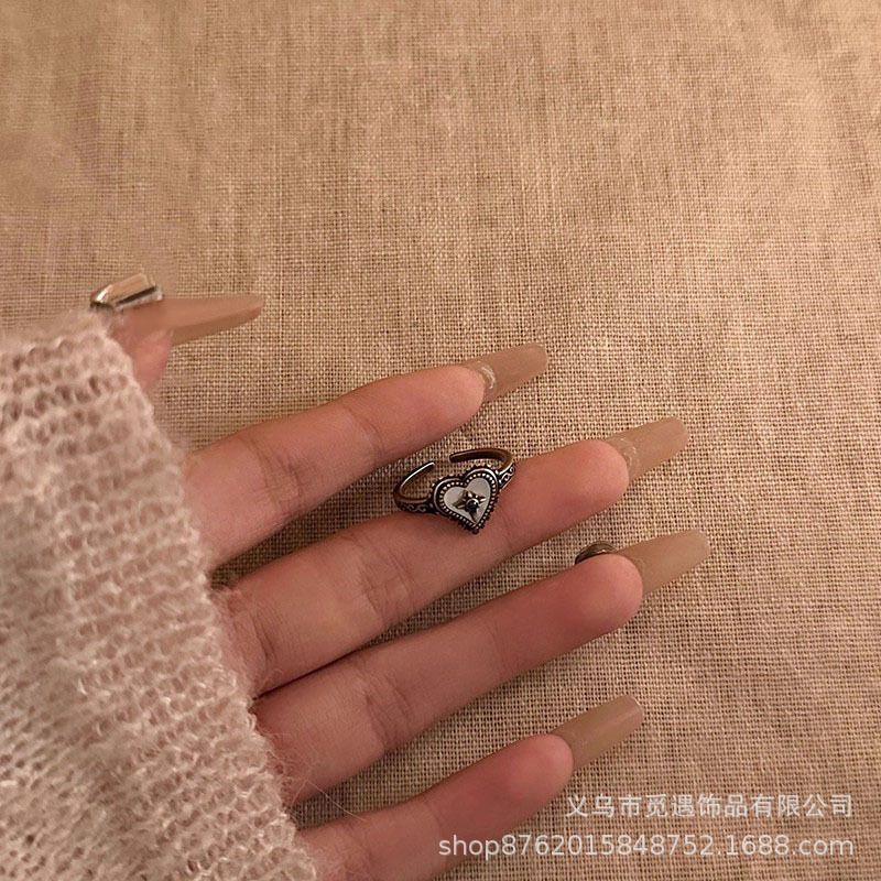 Vintage adjustable ring ethnic retro style