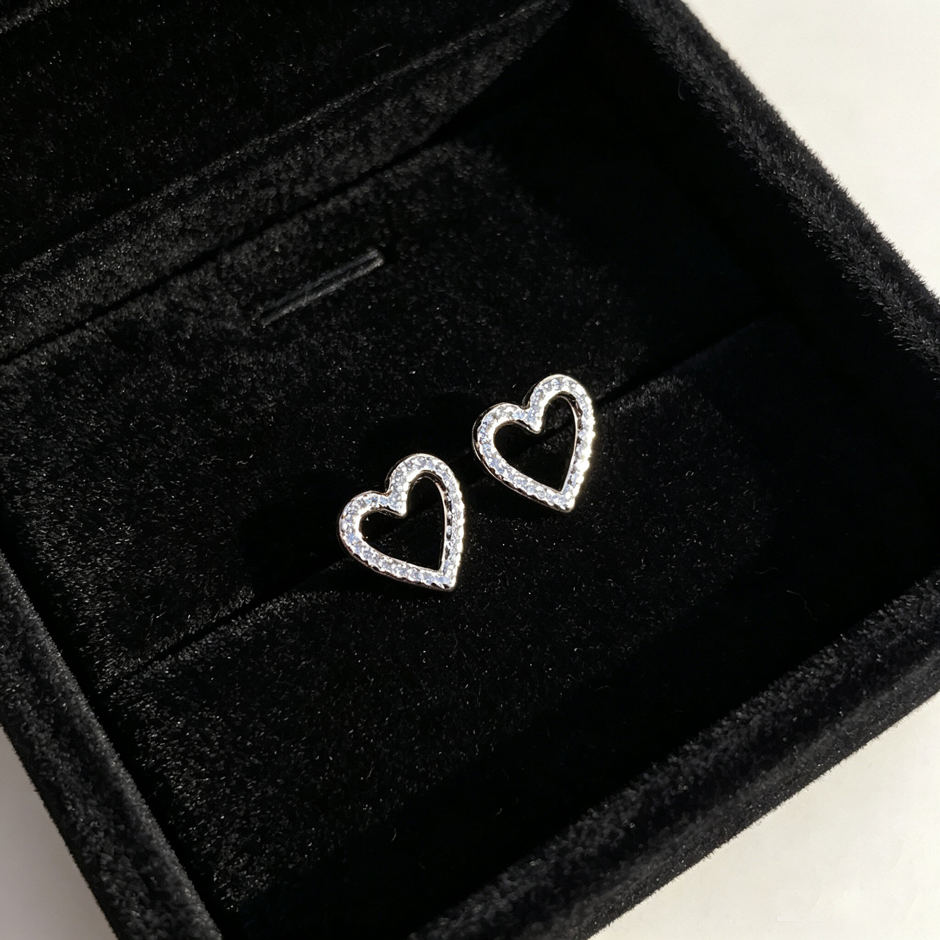 S999 Sterling Silver Zircon Stud Earrings Women