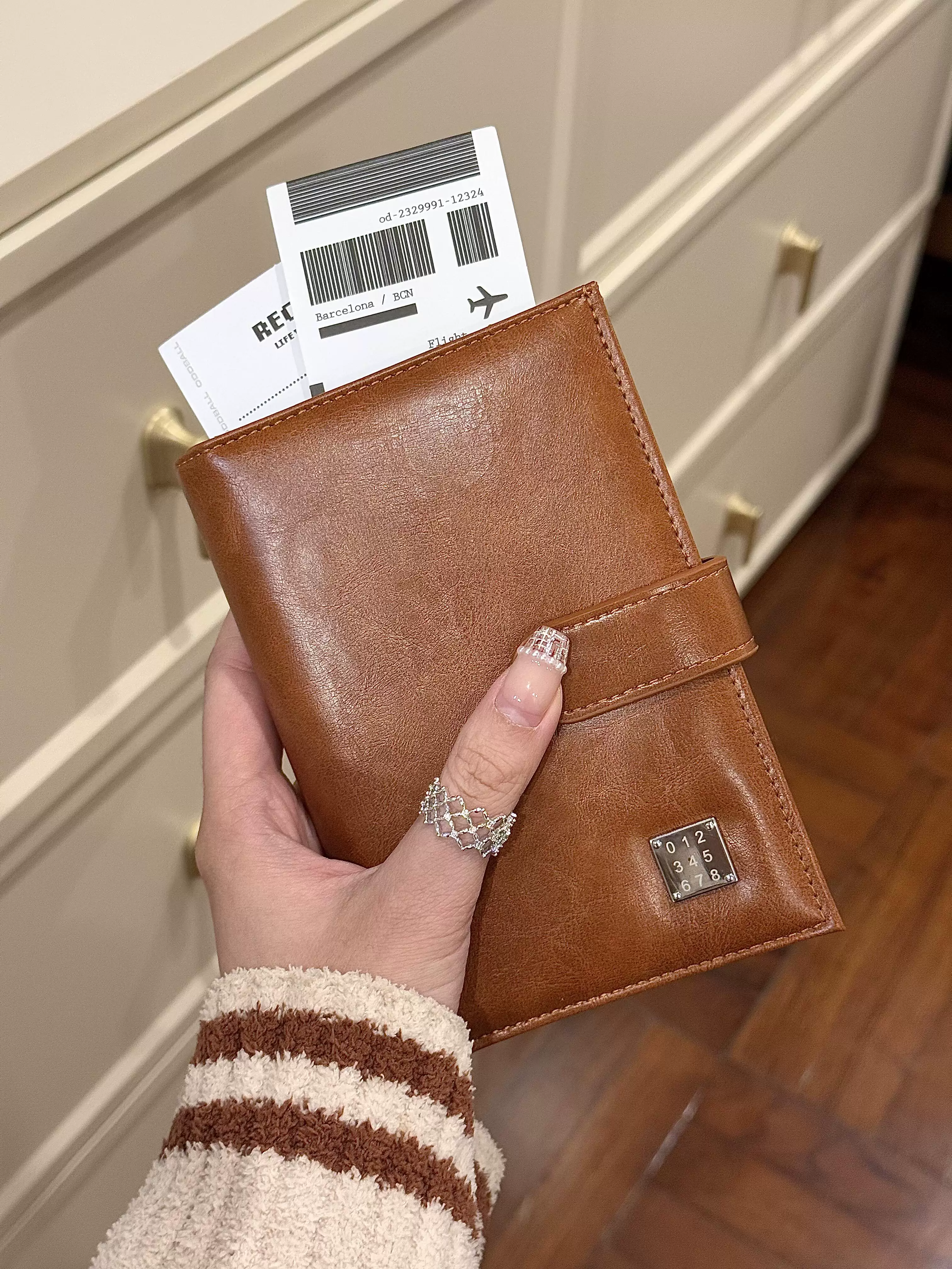 Women's Passport Holder Wallet, Multi-function Travel Document Organizer