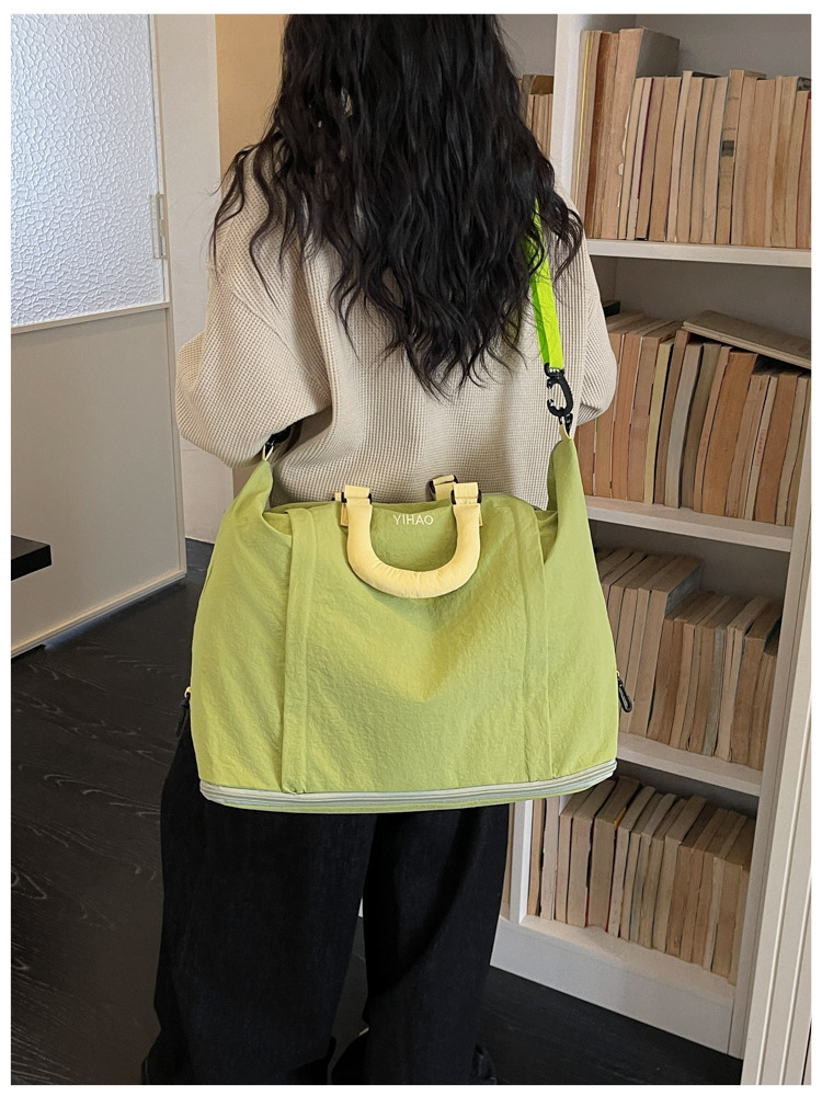 Large Capacity Lightweight Travel Bag Yoga Fitness