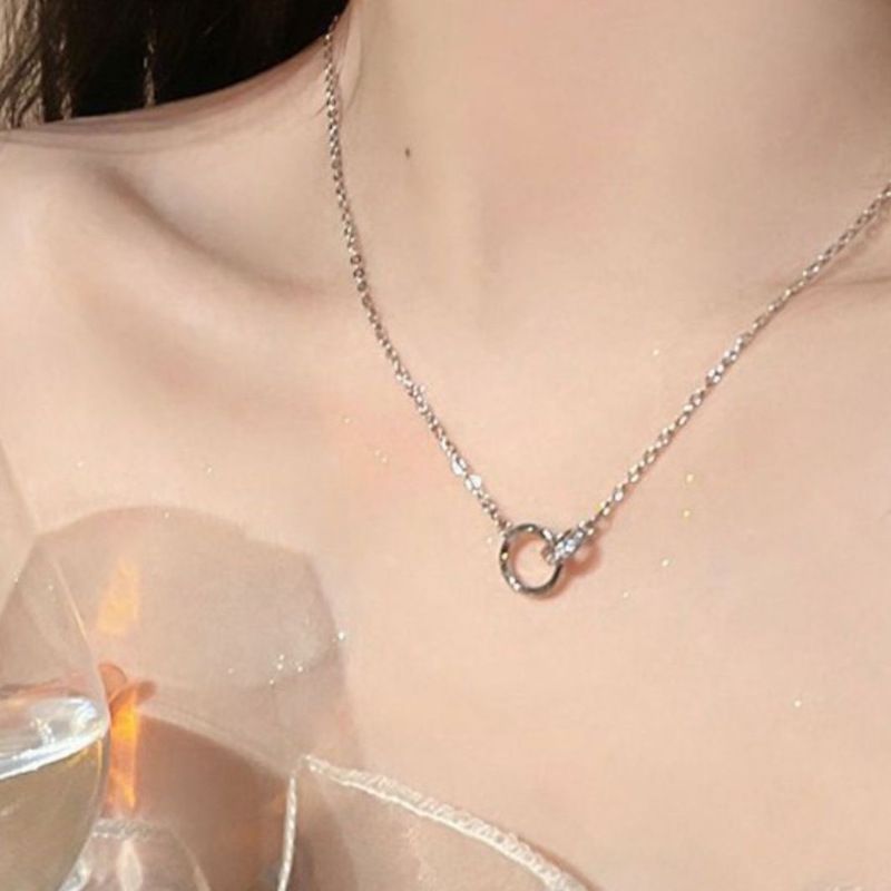 Möbius halka kolye kadın, gümüş tasarım, minimalist