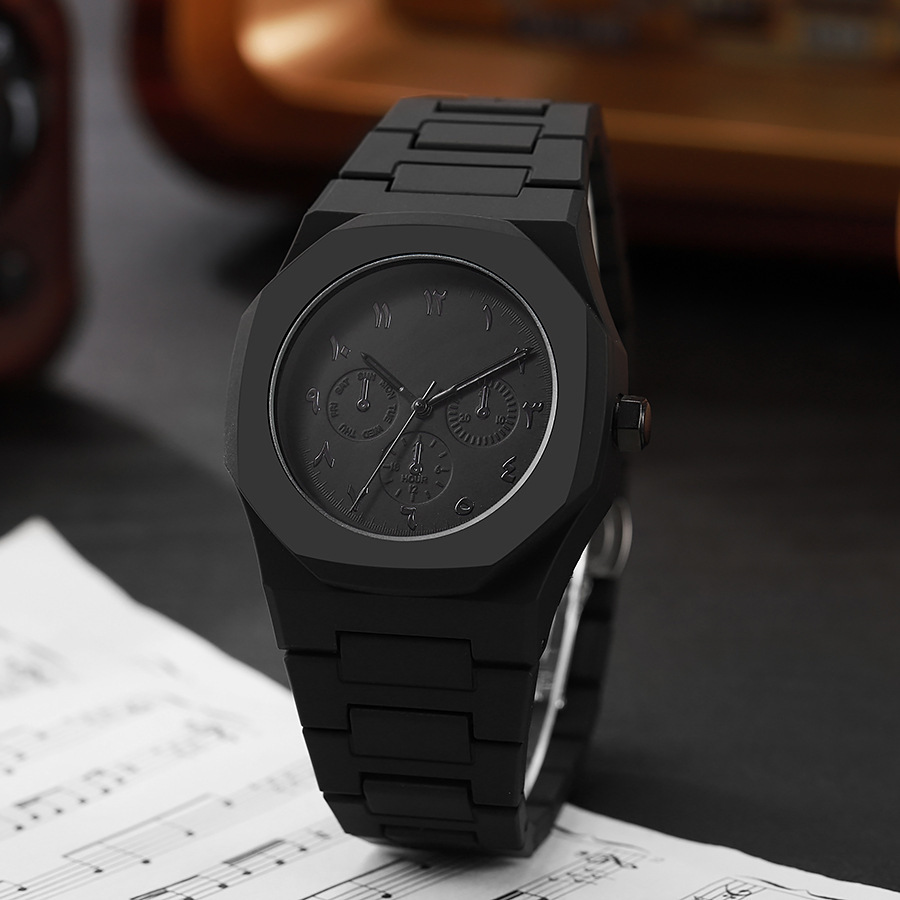 Men's quartz watch with plastic case, 2025 collection