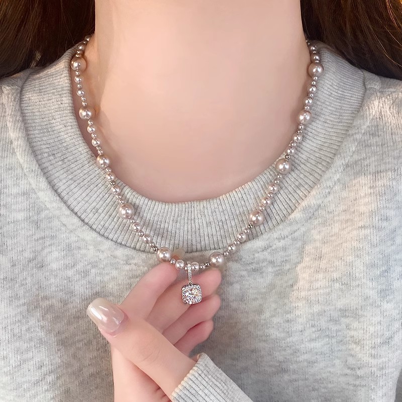 Titanium steel pearl necklace, rose design, non-fading, lightweight luxury