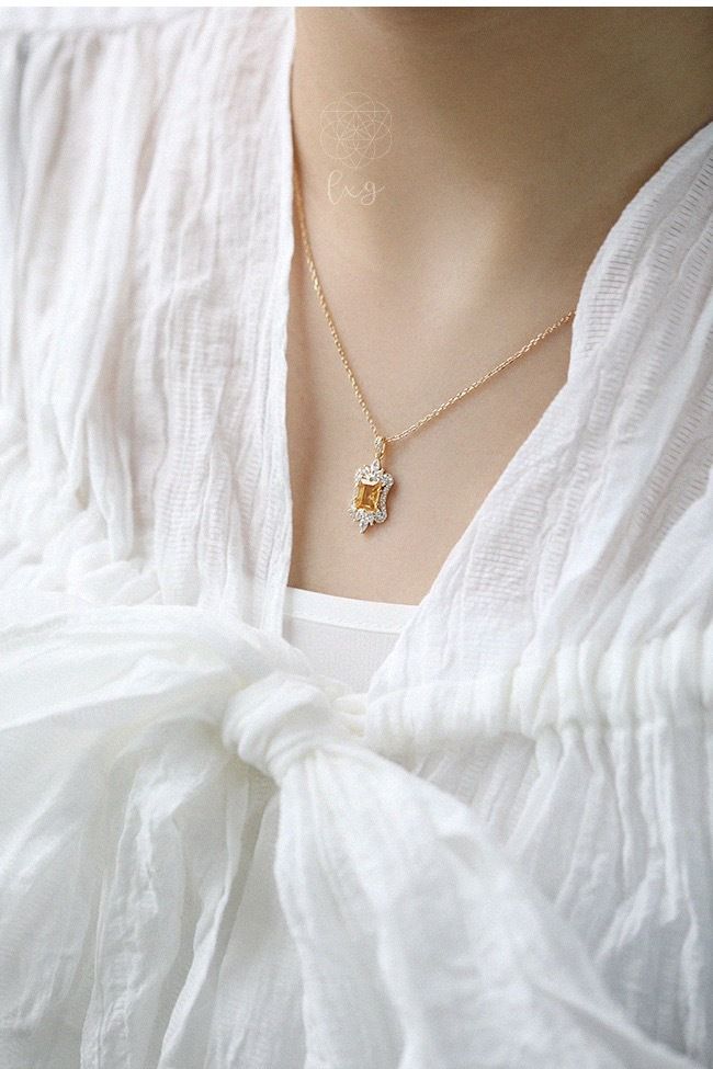 Natural citrine S925 sterling silver necklace with 18K gold pendant