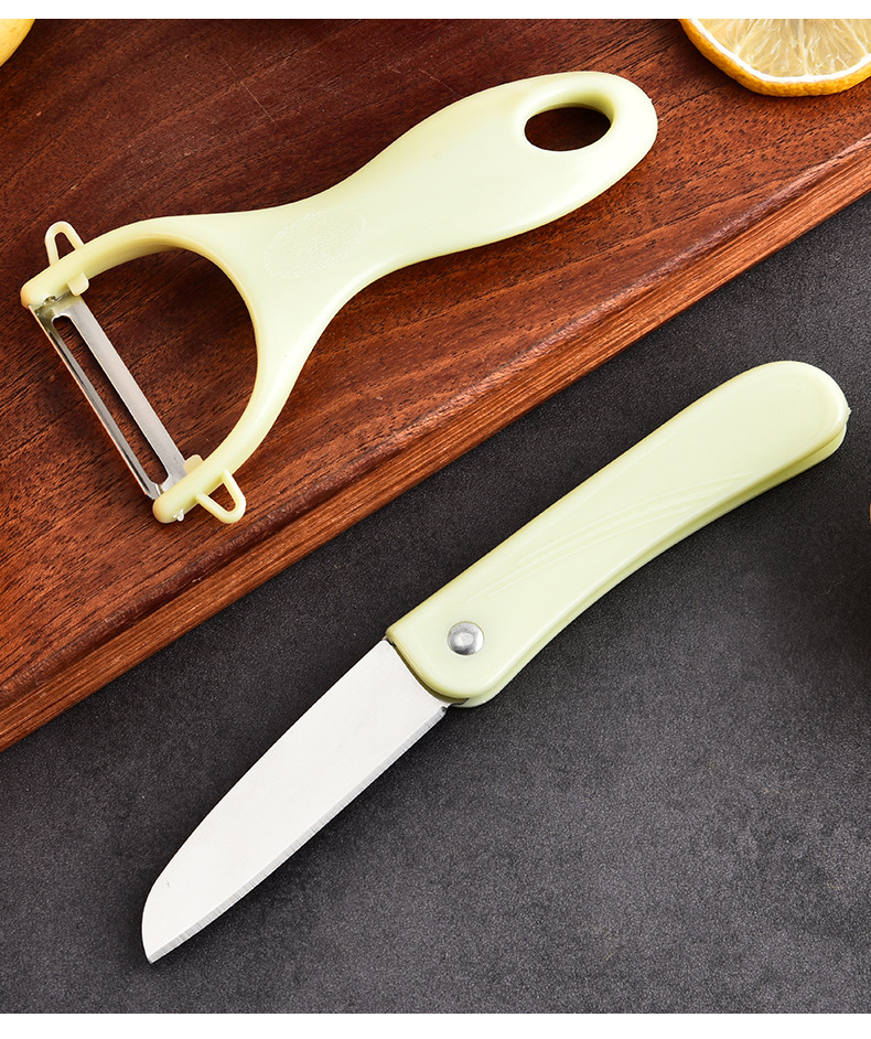 Vegetable and fruit peeler, two-piece set