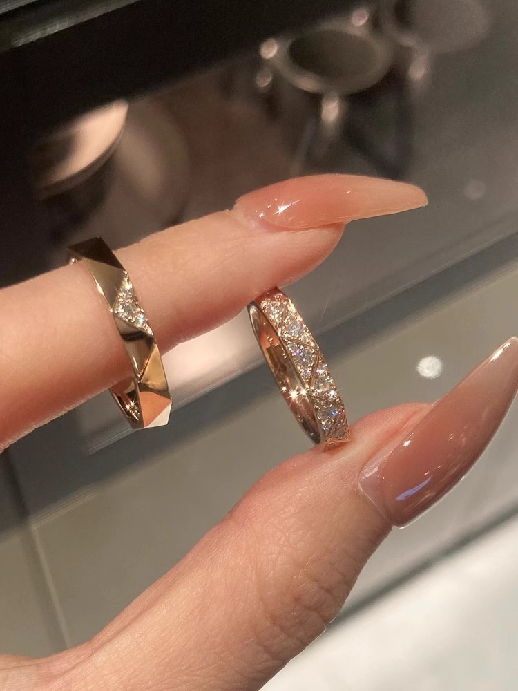 Vintage diamond lattice brushed ring for women, stackable