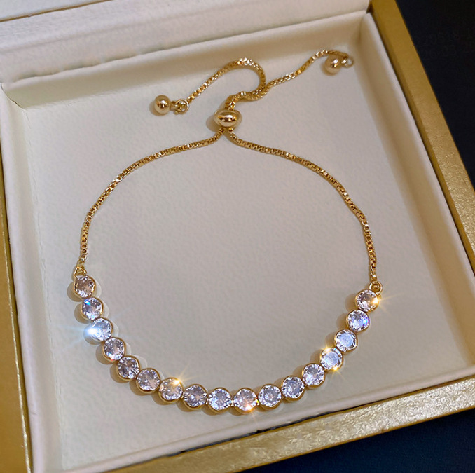 Zirkon oval kelebek yay bileklik, zarif tasarım