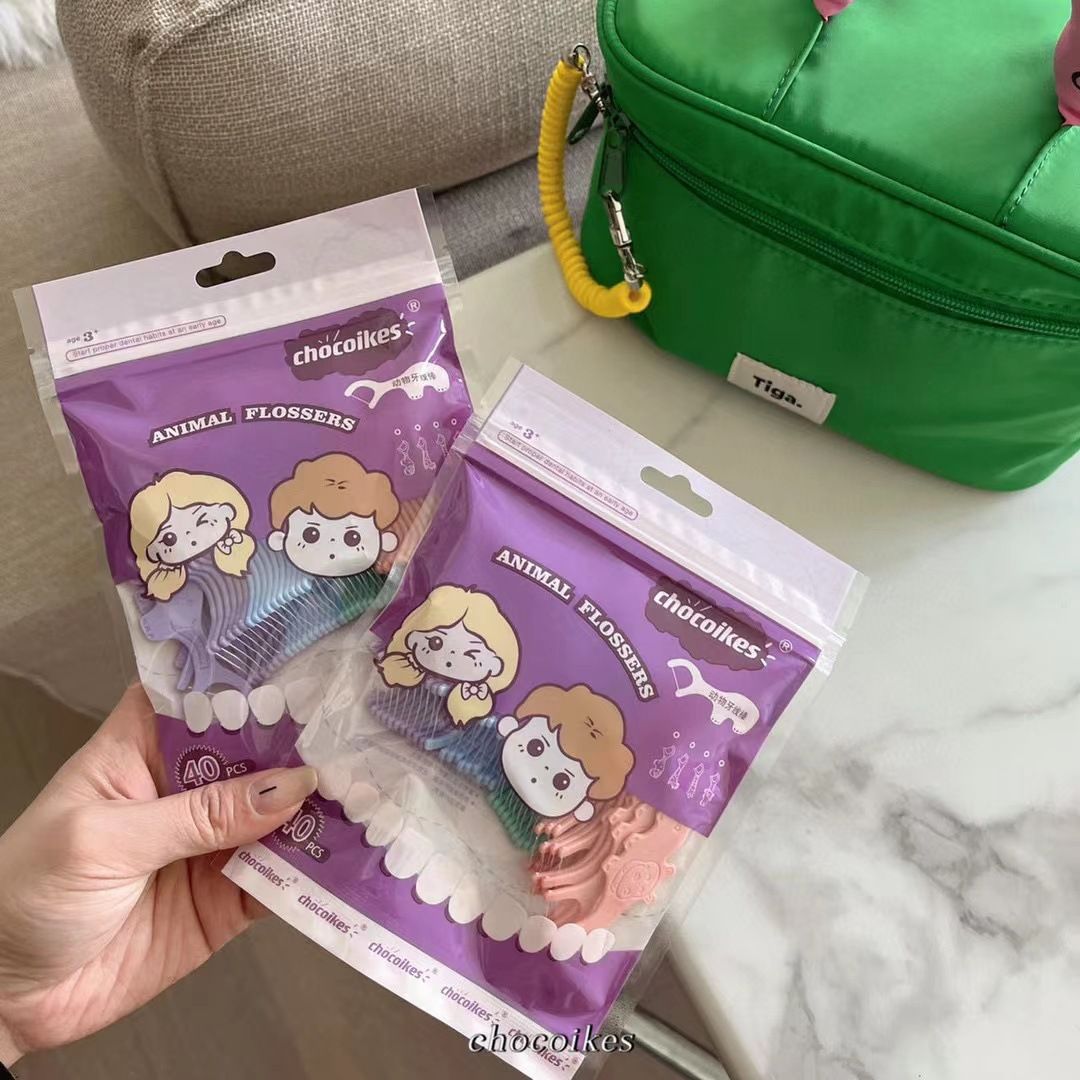 Animal-Shaped Dental Floss Sticks for Kids, Family Pack