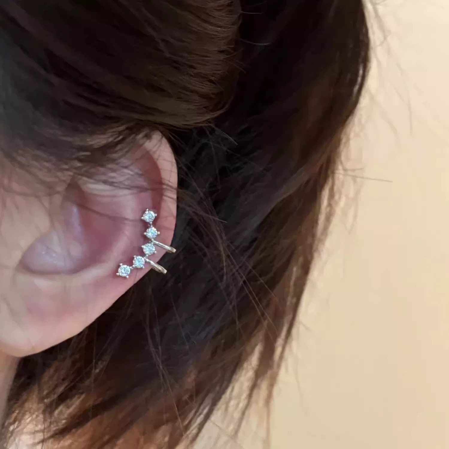 Strass-Ohrclip ohne Piercing