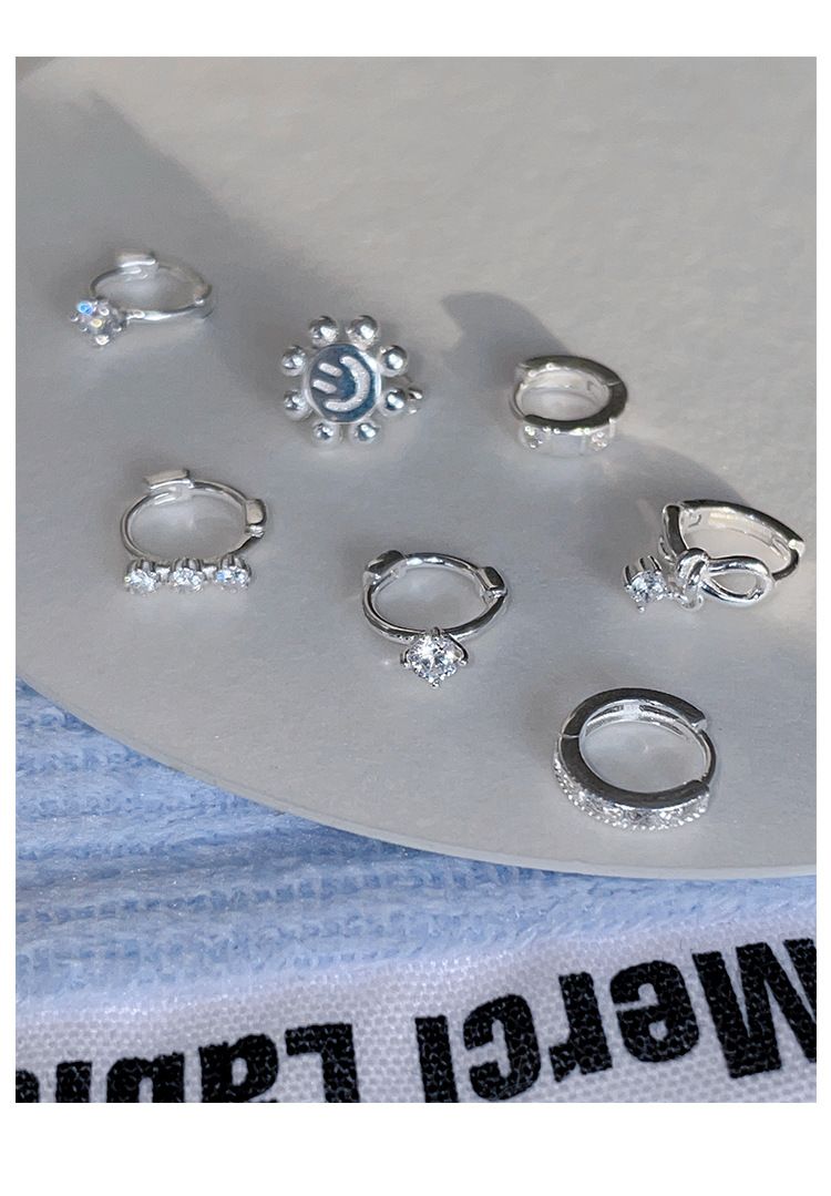 999er-Silber-Zirkonstein-Ohrstecker mit Schmetterlingsdesign