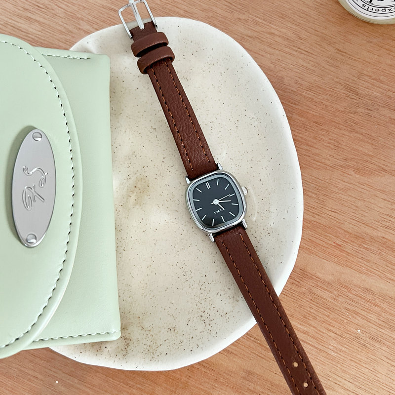 Korean-style quartz watch, leather strap, women's