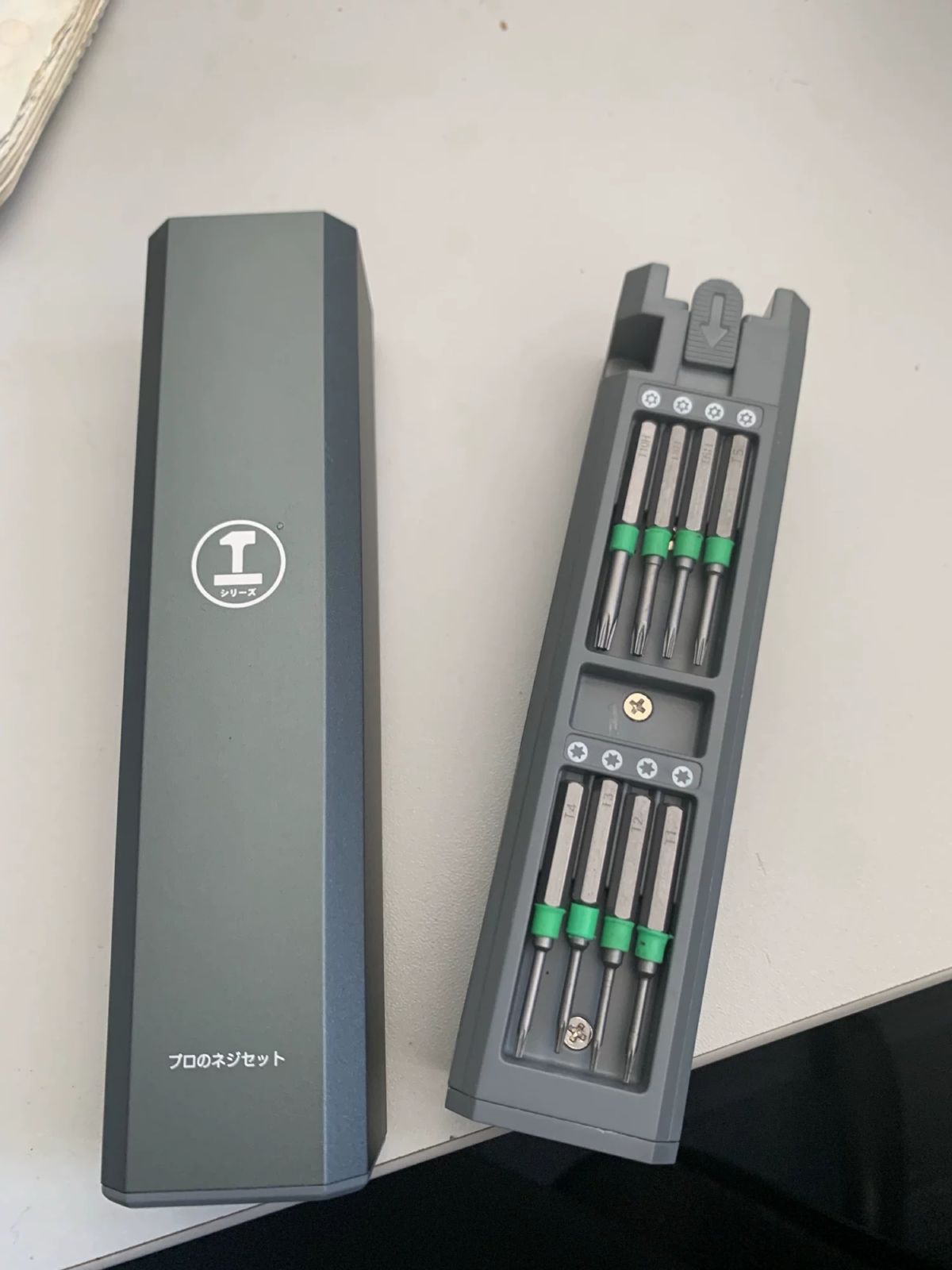 Tornavida seti, hassas elektronik onarım aracı