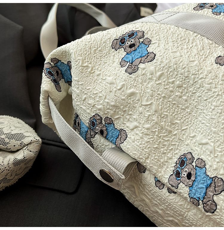 Large capacity travel bag, expandable, wet and dry separation