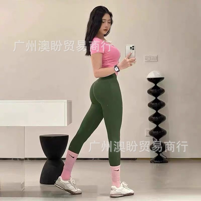 欧美爆款无缝瑜伽裤高弹力紧身翘臀性感打底裤运动紧身衣健身服女