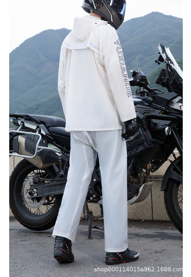 Raincoat and Rain Pants Set for Men