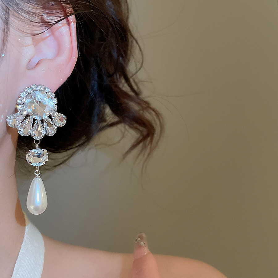 Zircon geometric pearl stud earrings, French style