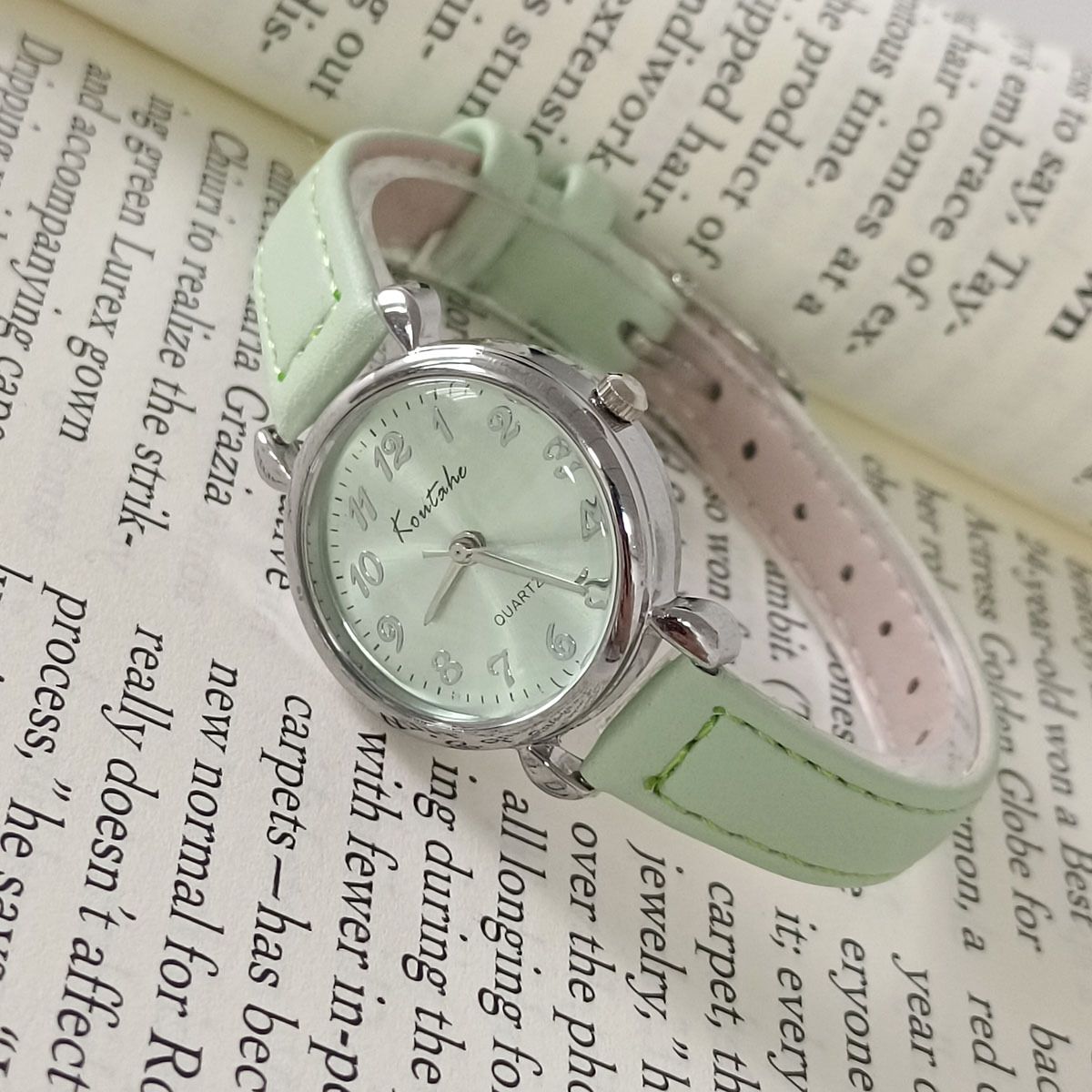 Women's Quartz Watch Small Dial Vintage Simple