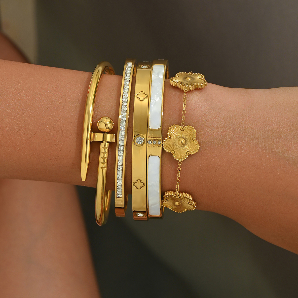 Stainless Steel Gold Bracelet Set Four-Leaf Clover Diamond