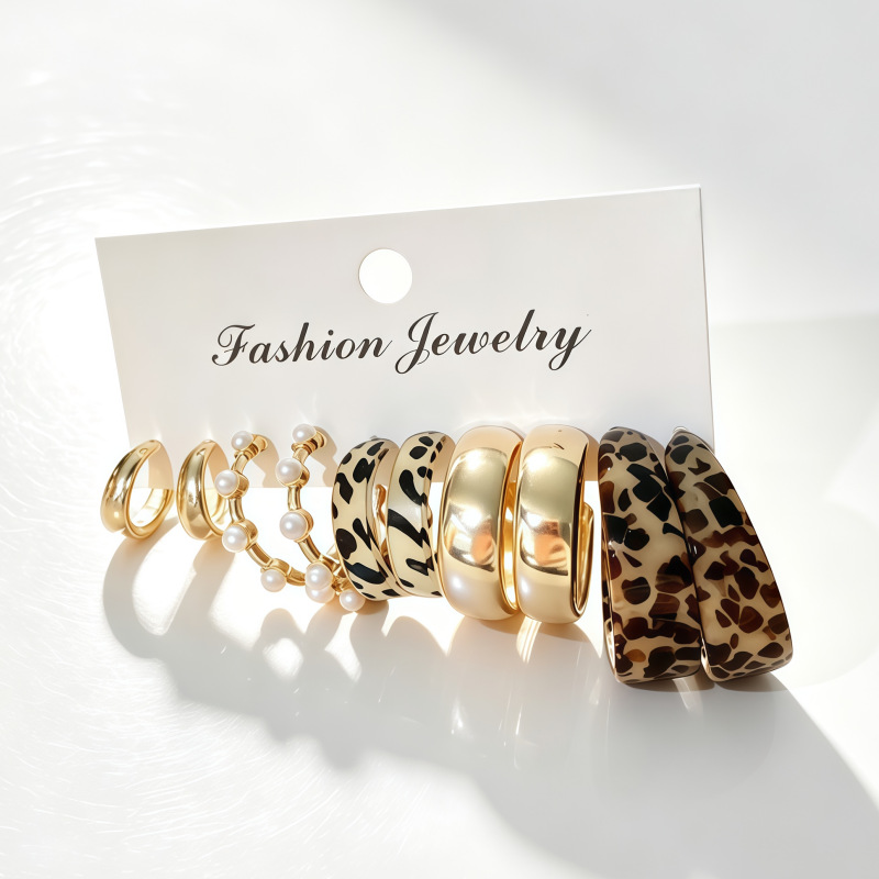 C-shape geometric vintage earring set