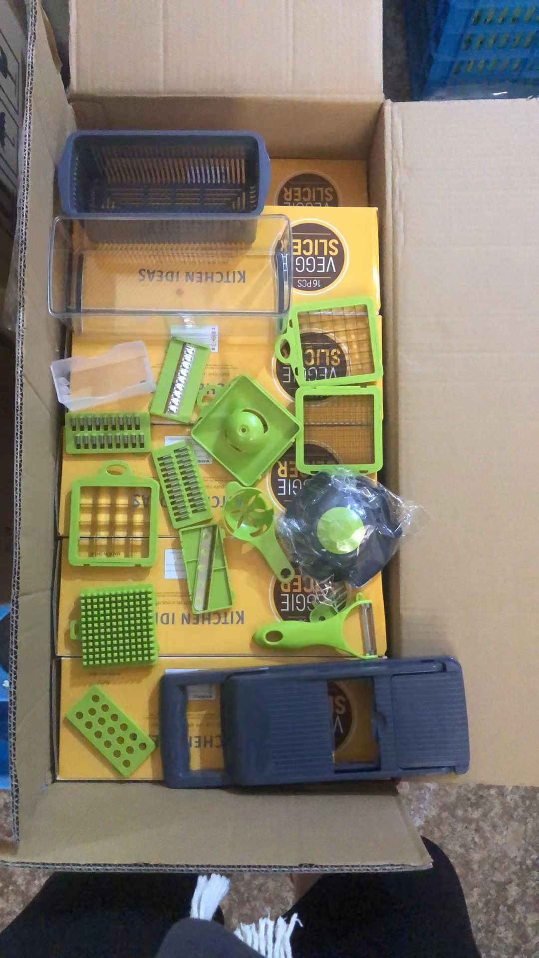 16-in-1 multifunctional vegetable and fruit cutter