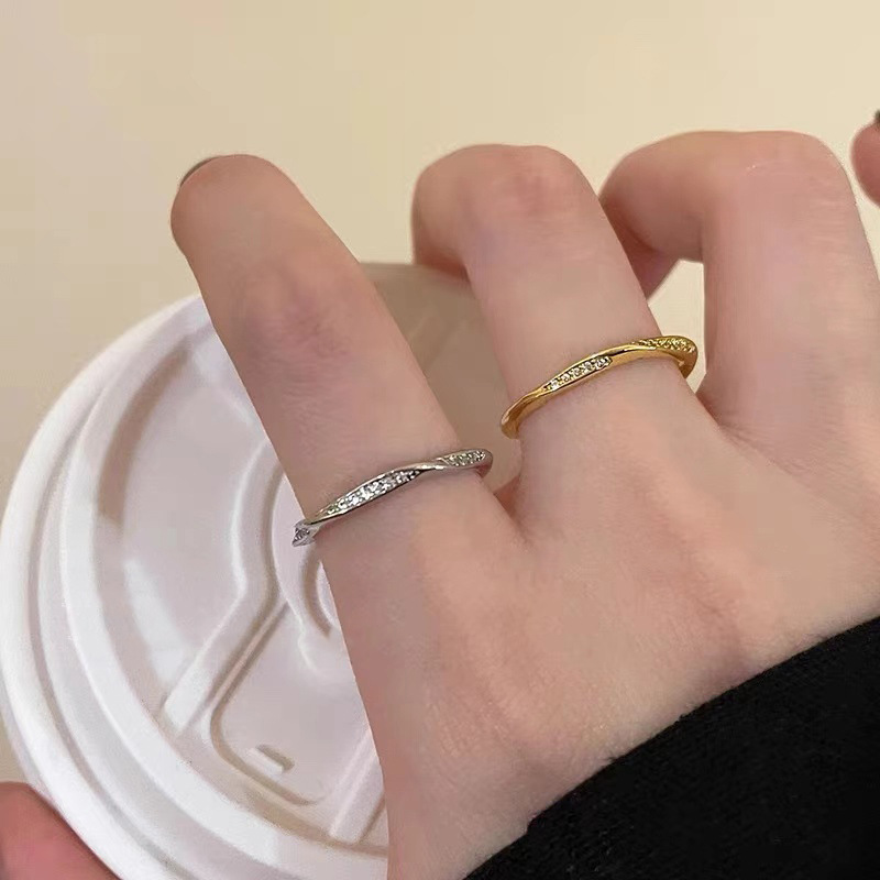 莫比乌斯环戒指女轻奢小众设计感ins风可调节食指戒情侣对戒百搭