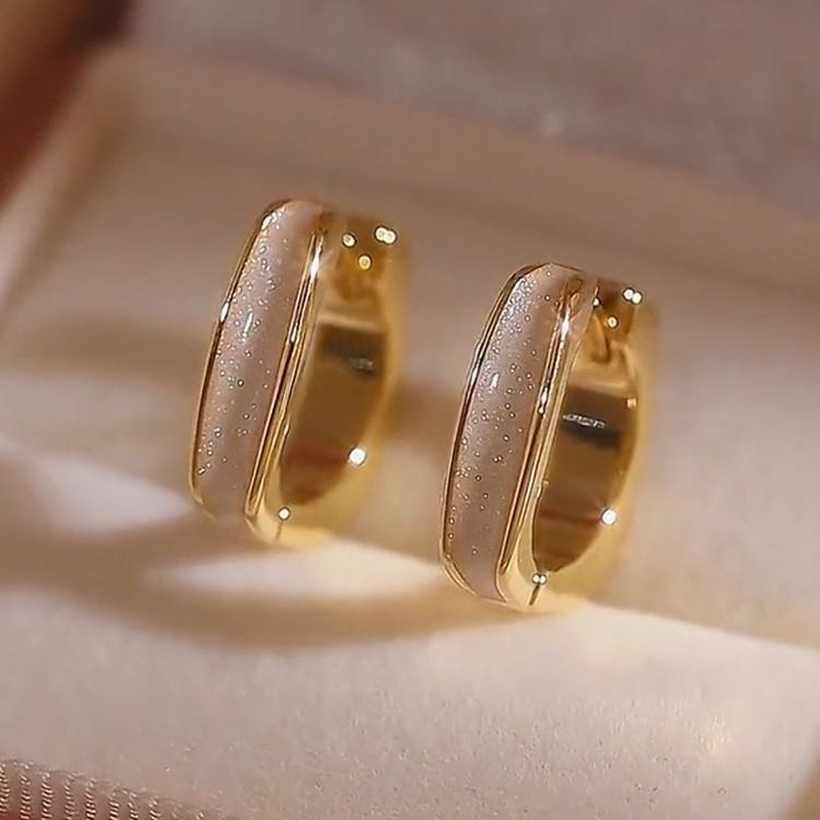 White geometric square earrings minimalist