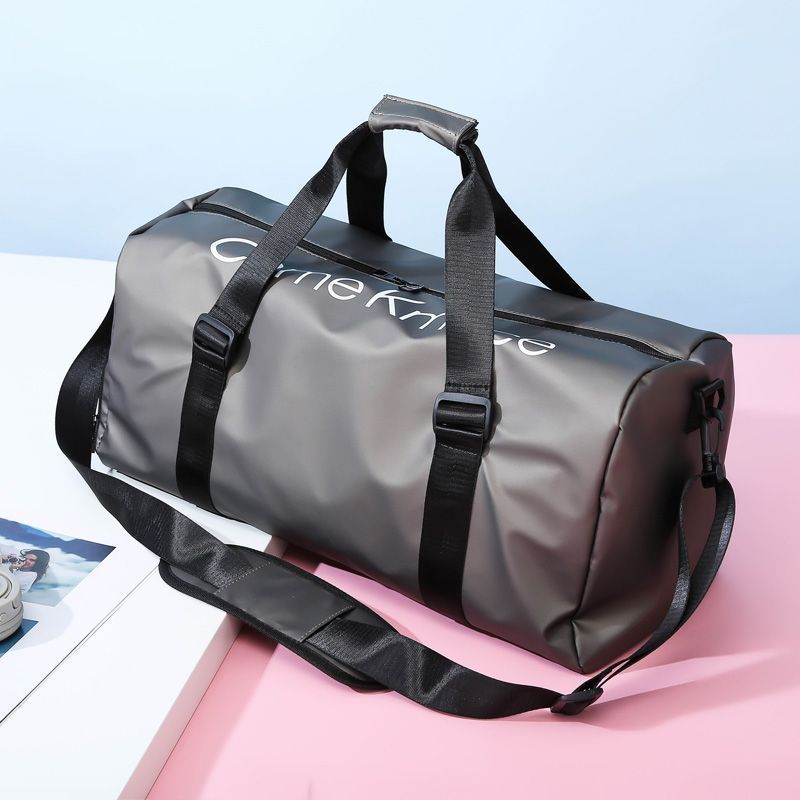 Sports backpack waterproof with dry-wet separation compartment