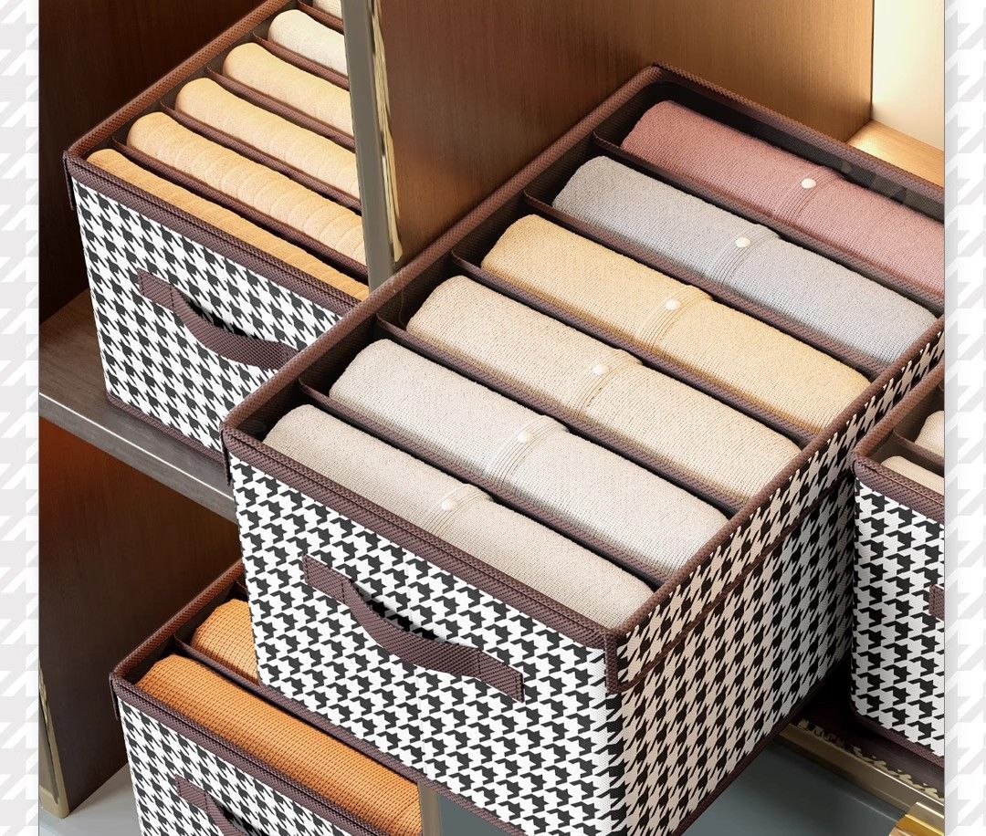 Houndstooth patterned pants storage box with lid, partitioned