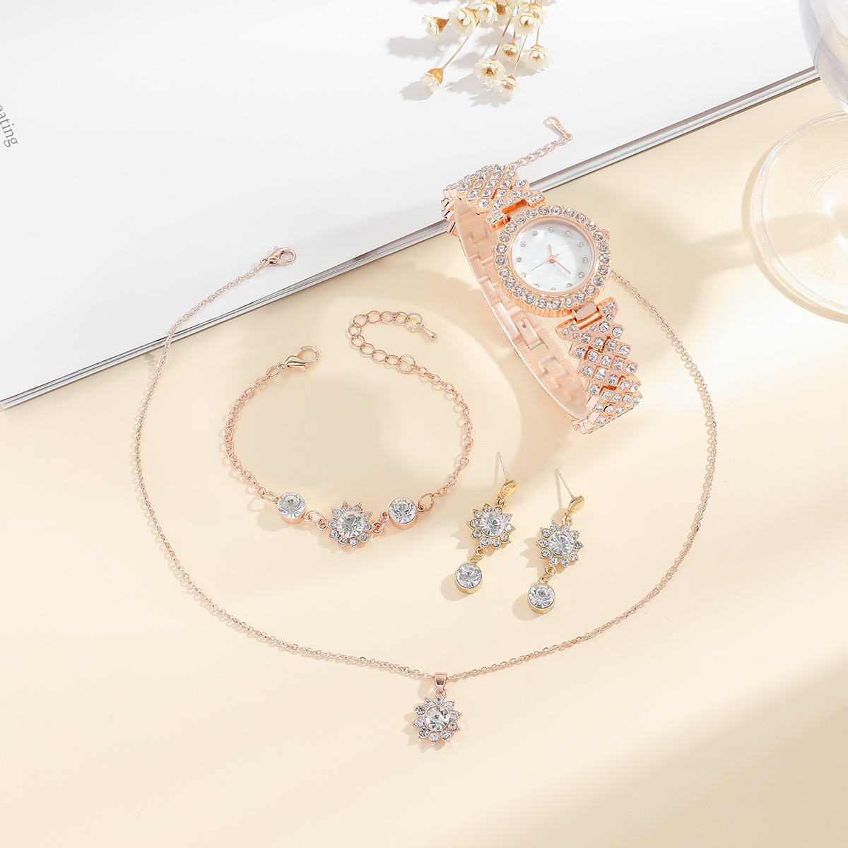 Women's quartz watch set, rose gold, diamond design, gift box