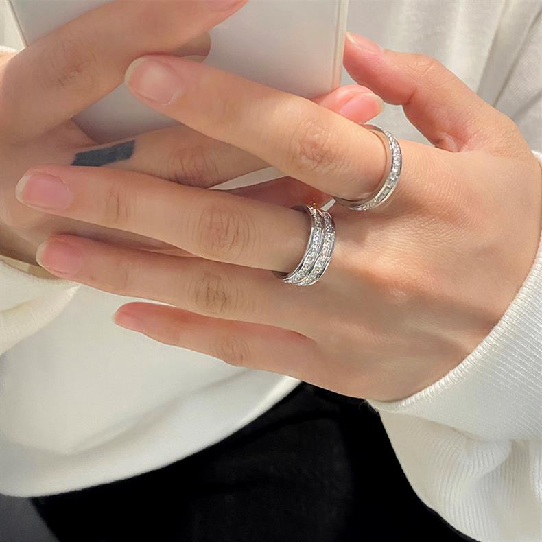 Doppelter quadratischer Diamantring-Set, minimalistisches Design