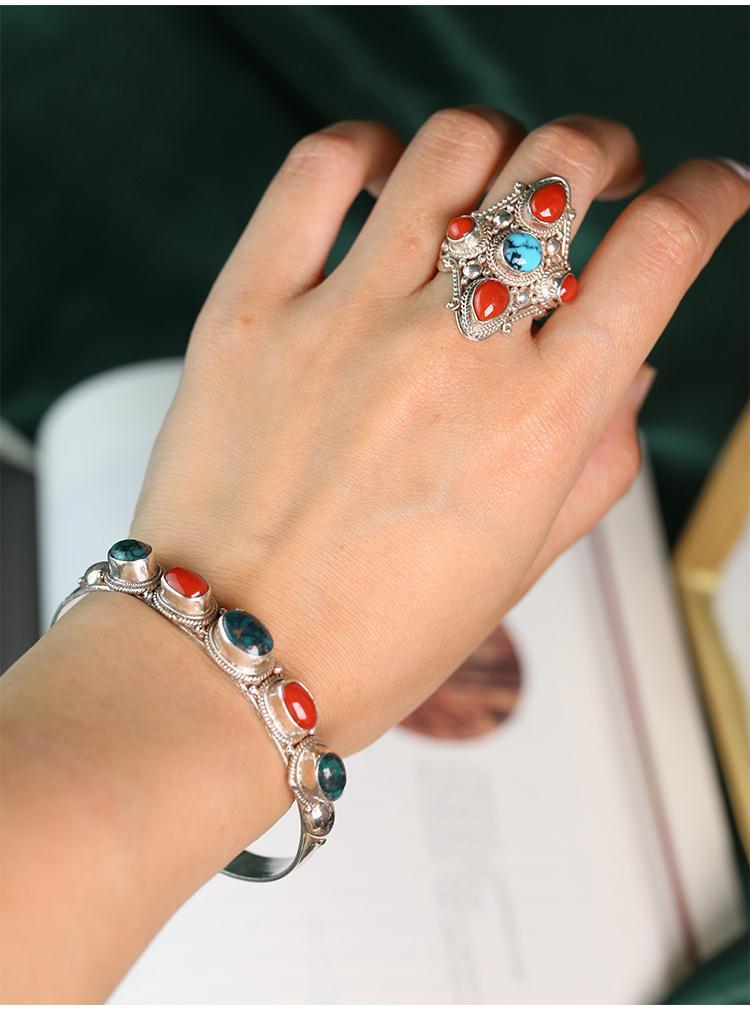 Nepal handgefertigtes Türkis-Armband, Silbereinlage, verstellbar