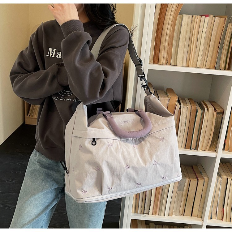 Expandable travel bag, large capacity, lightweight