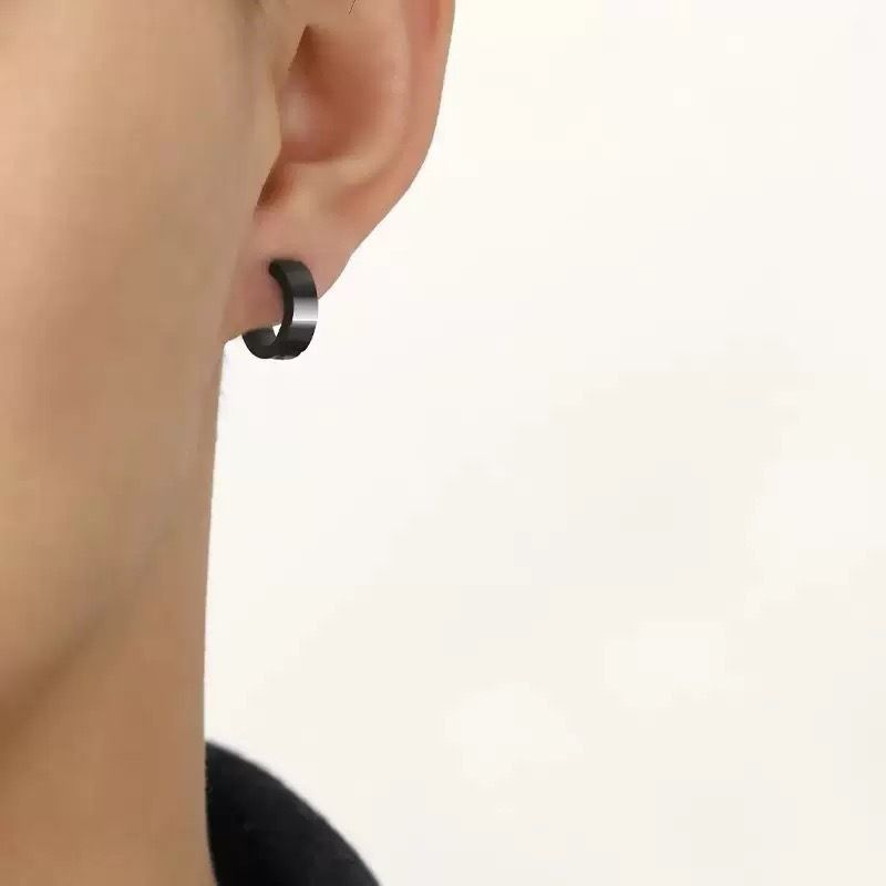 耳环男士素圈耳扣美式耳钉轻奢小众耳圈简约耳饰痞帅高级感耳饰男