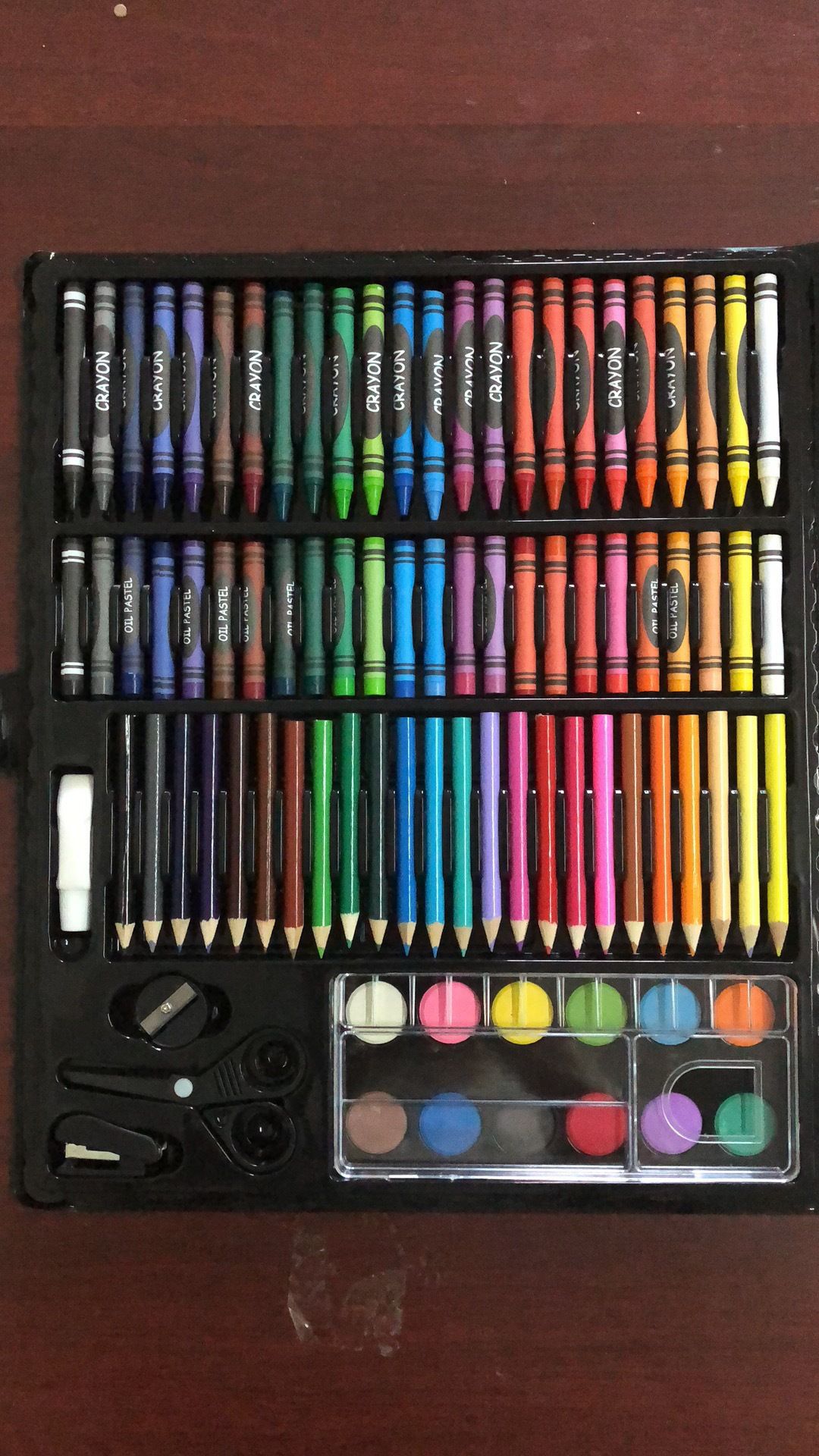 Children's art set 150/168 brushes