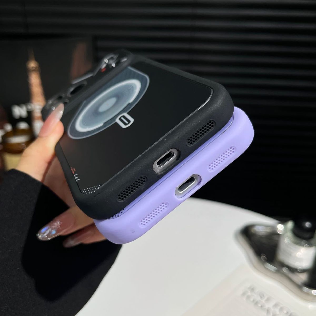 iPhone 17 Pro Max mat şeffaf manyetik kılıf, iPhone 16 ile uyumlu