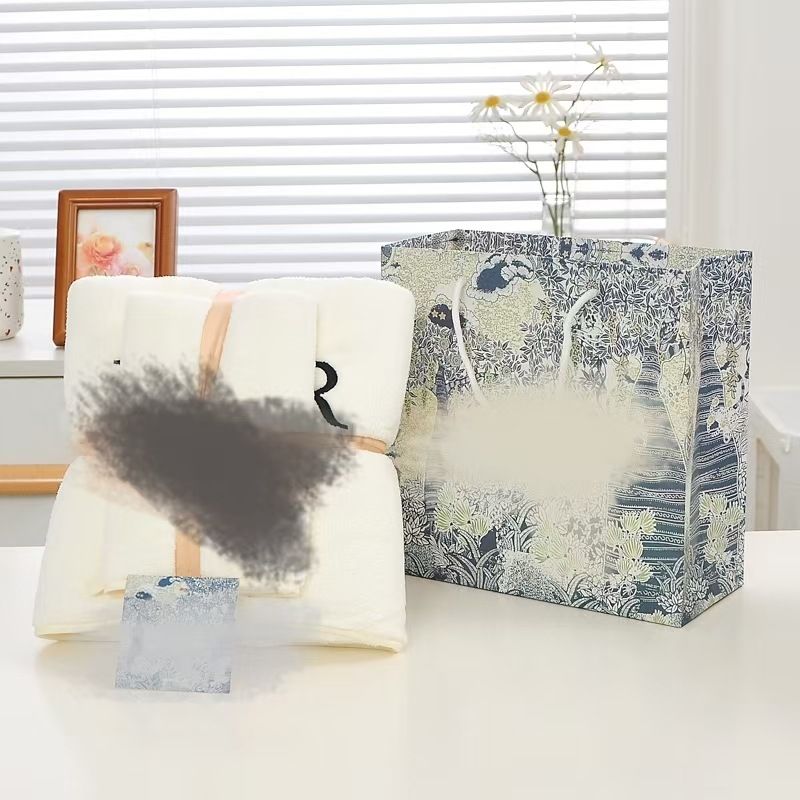 Banyo havlusu 2'li set, mercan kadife, hızlı kuruyan
