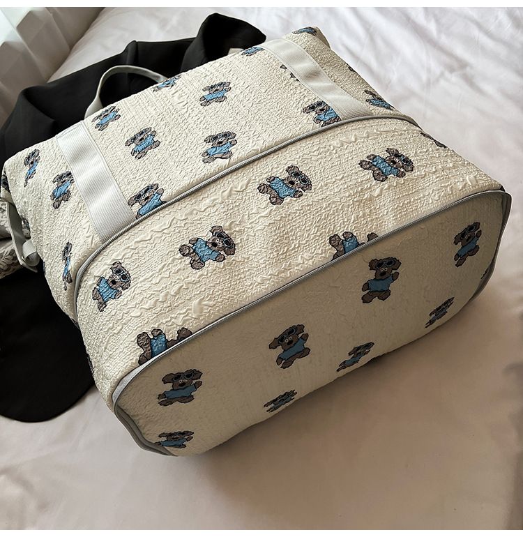 Large capacity travel bag, expandable, wet and dry separation