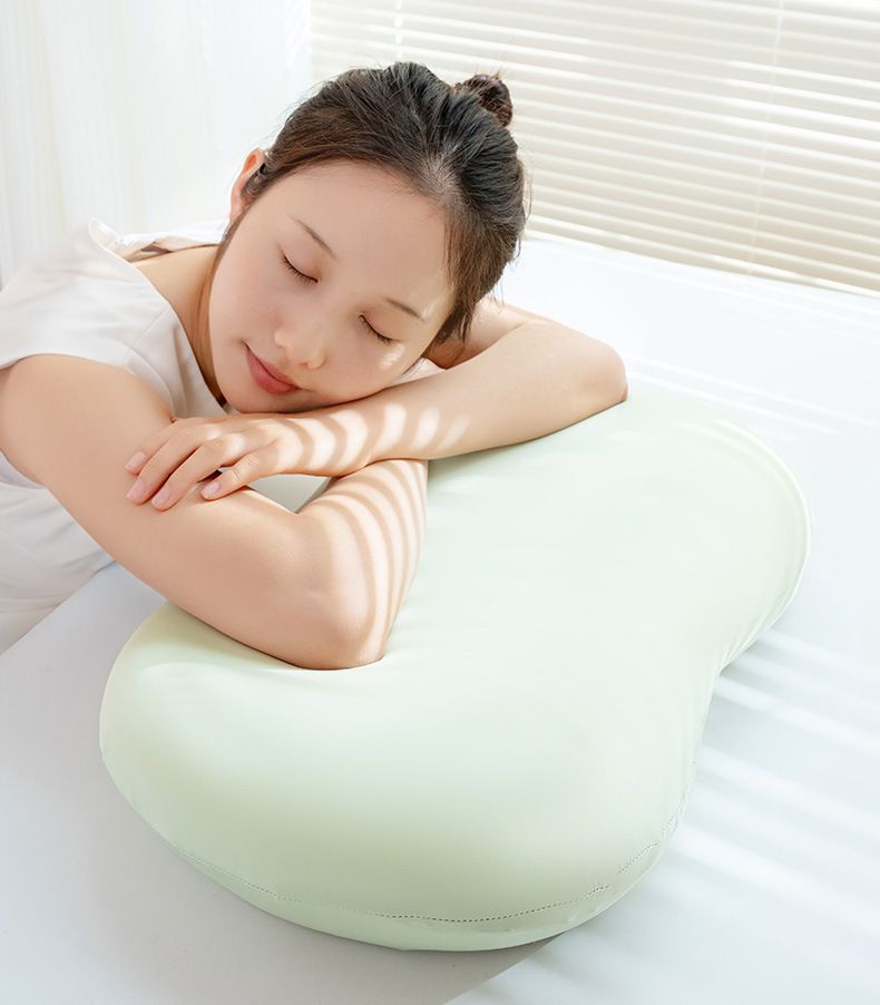Cat-skin belly pillow, memory foam and ice silk